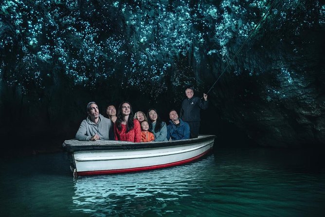 Waitomo Caves Private Driver for Tour - Choosing between the glowworm boat and Ruakuri Cave