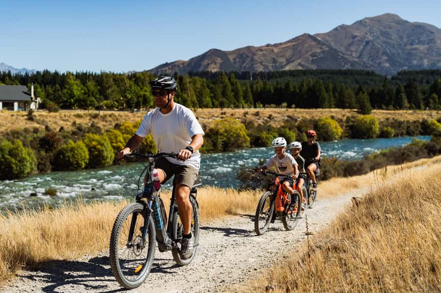 Wānaka: Gladstone Track and Wanaka Trails on Bike or eBike - What the $86 price really buys you