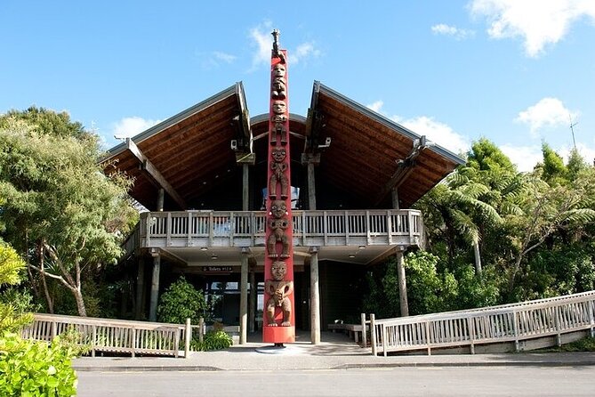 West Coast Discovery Tour - Why Piha Makes This Auckland Day Trip Special