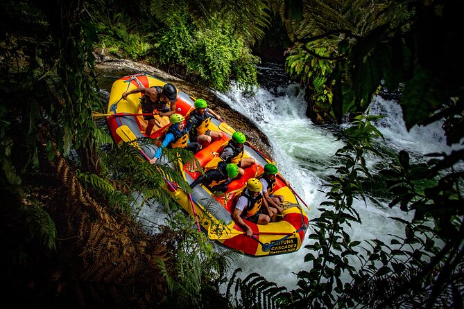 White Water Rafting - Kaituna Cascades, The Originals - The safety briefing and guide style