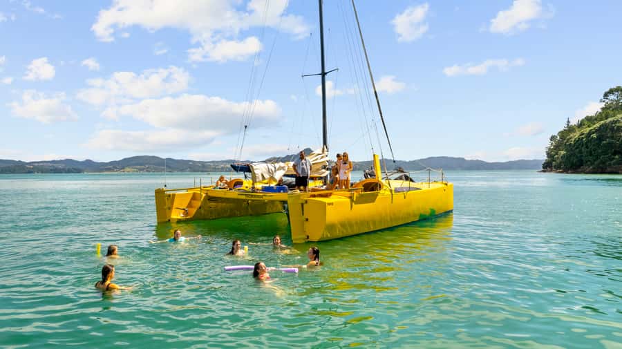 Whitianga: Sailing Trip to Cathedral Cove - Why seeing Cathedral Cove from a catamaran works