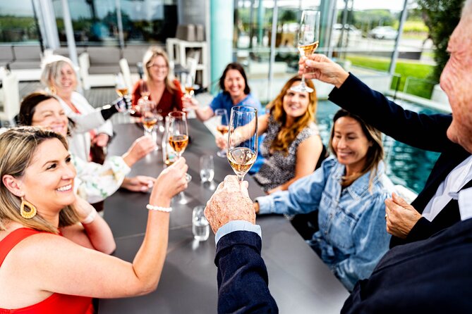 Wine & Sightseeing Cruise Tour 2.5hr | Award Winning Experience - What the 2.5-hour schedule really feels like